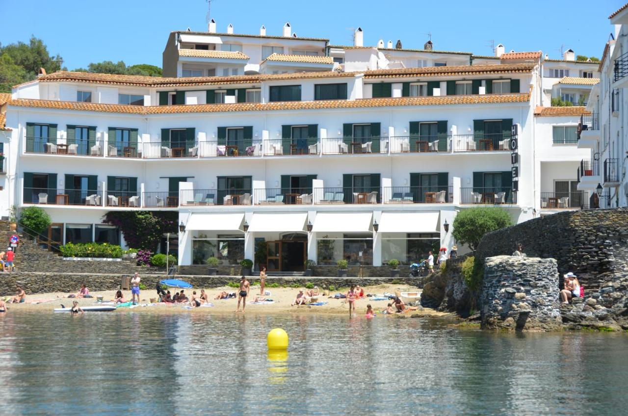 Hotel Playa Sol Кадакес Экстерьер фото