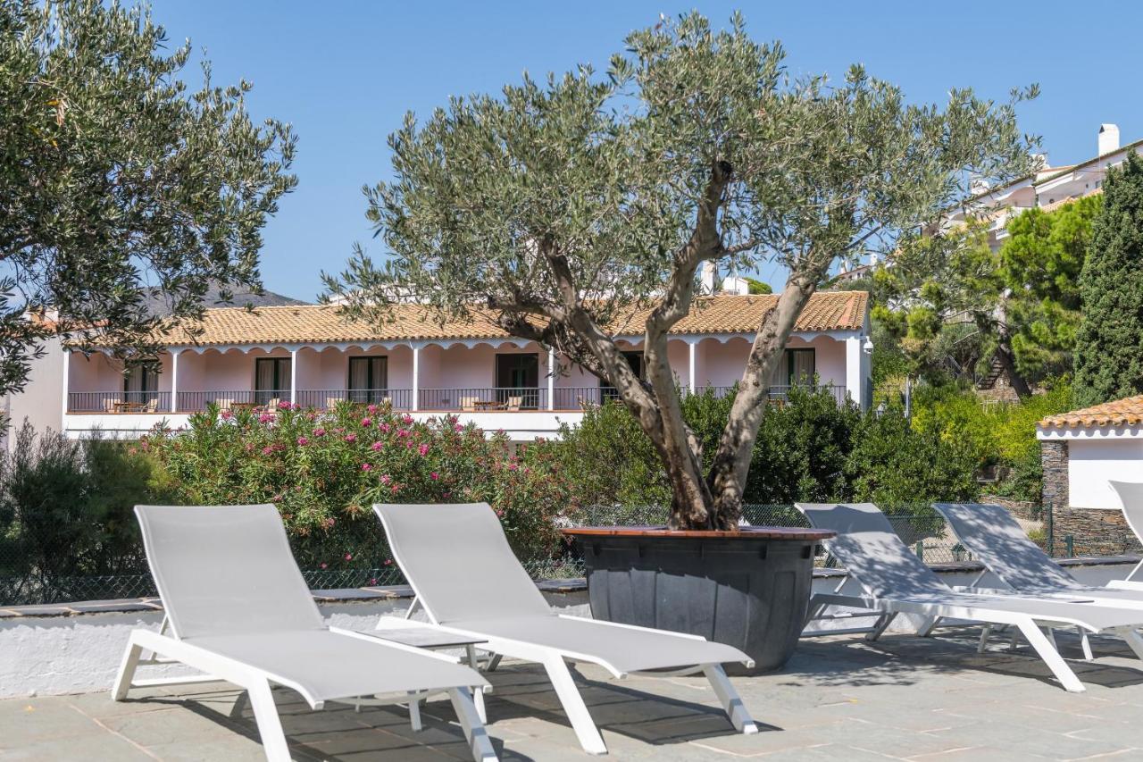 Hotel Playa Sol Кадакес Экстерьер фото