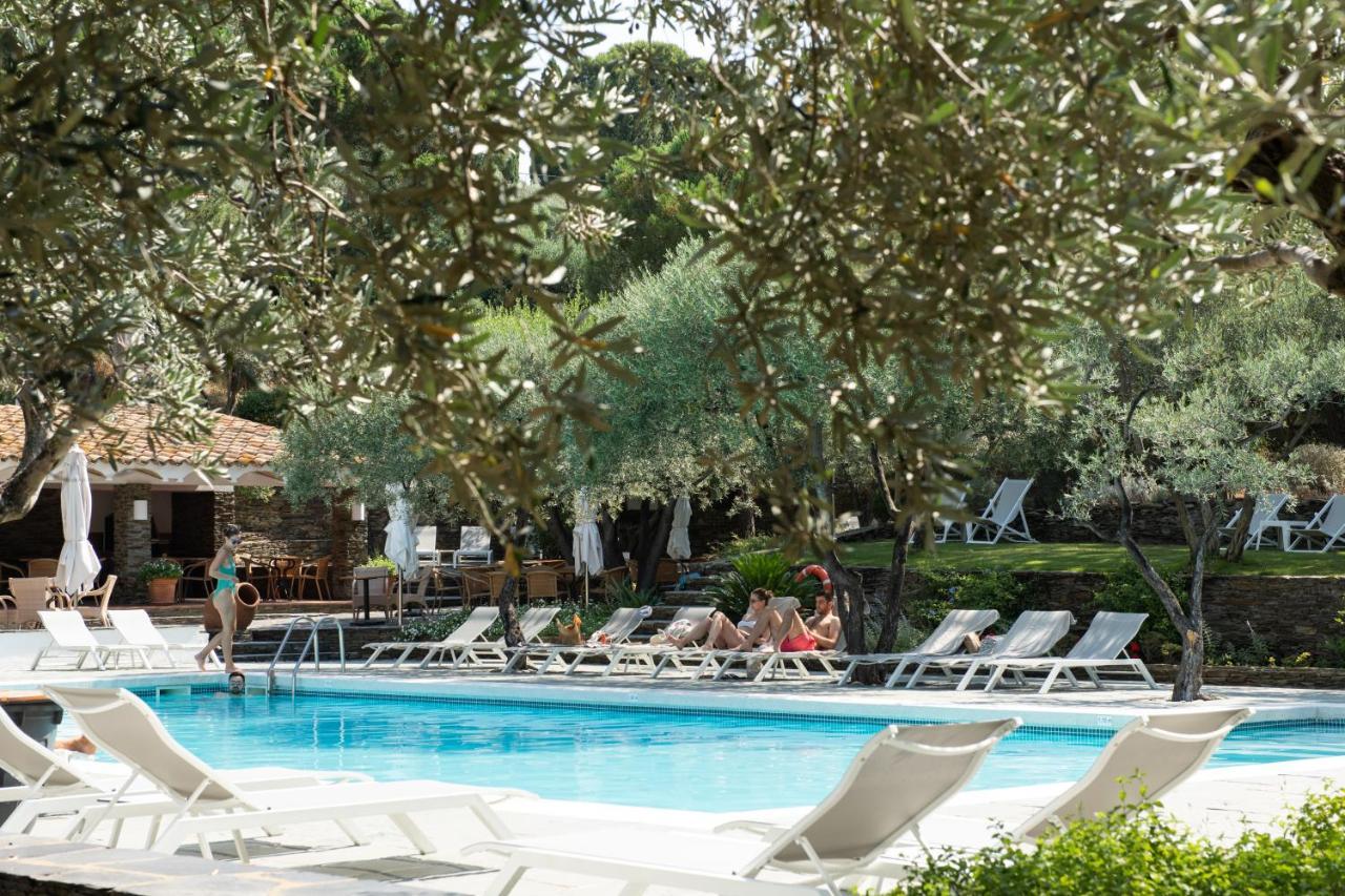 Hotel Playa Sol Кадакес Экстерьер фото